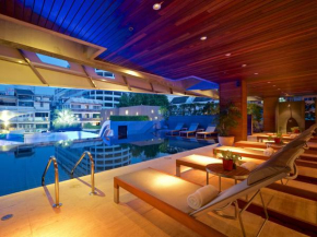  LiT BANGKOK Hotel  Бангкок